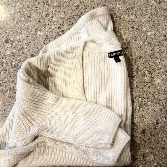 Express Women's Oversized White Sweater - Size XS - Picture 8 of 8